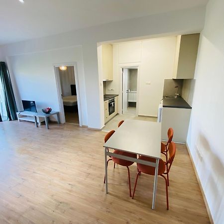 Papadavid Apartments Paphos Bagian luar foto