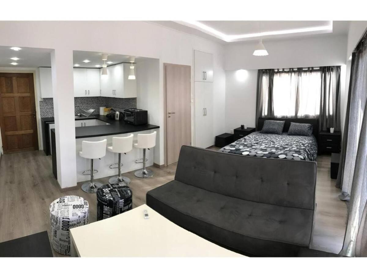 Papadavid Apartments Paphos Bagian luar foto