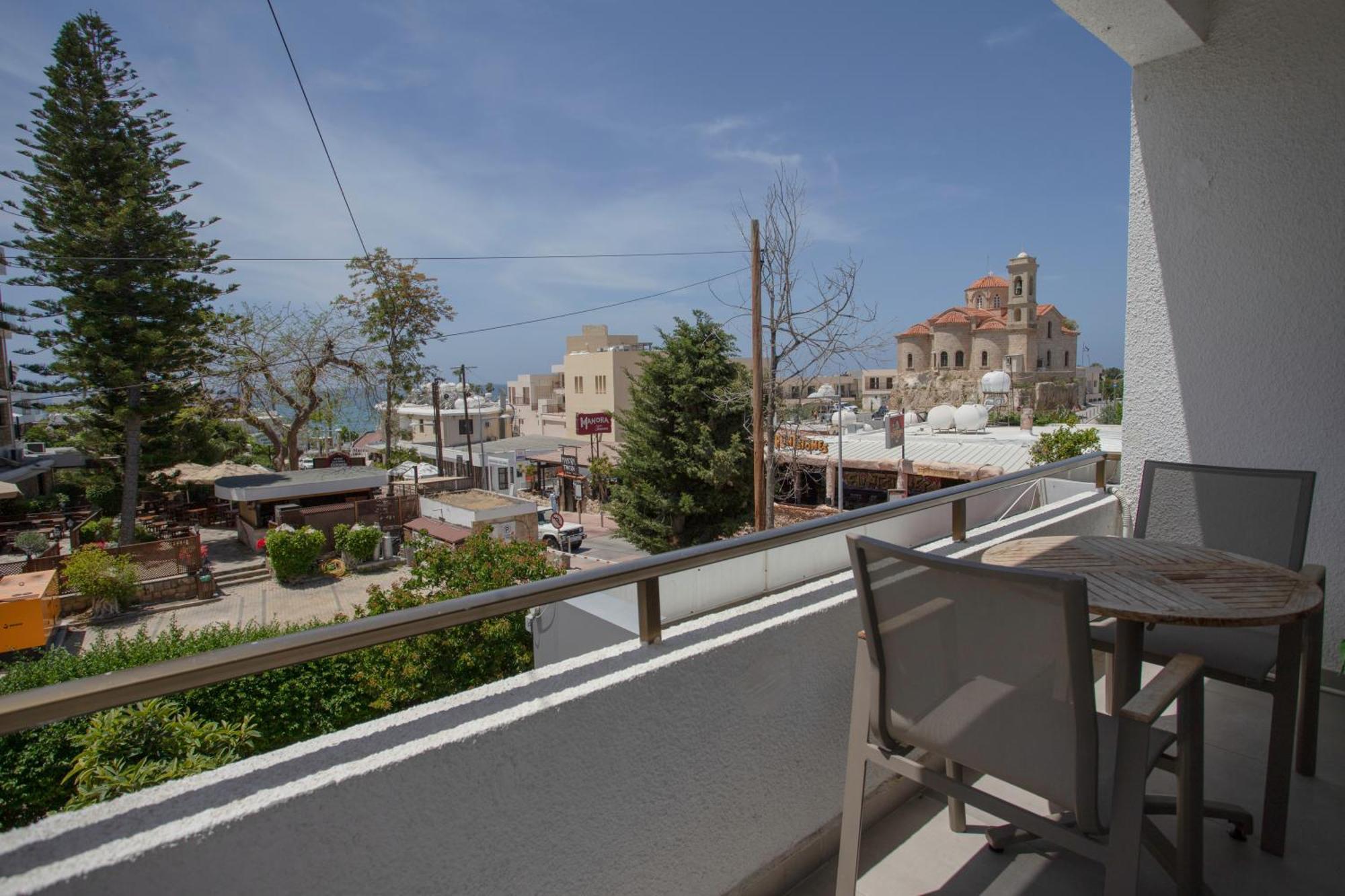 Papadavid Apartments Paphos Bagian luar foto